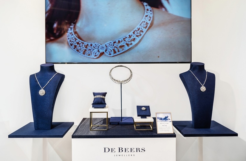 De Beers_ Reflections of Nature