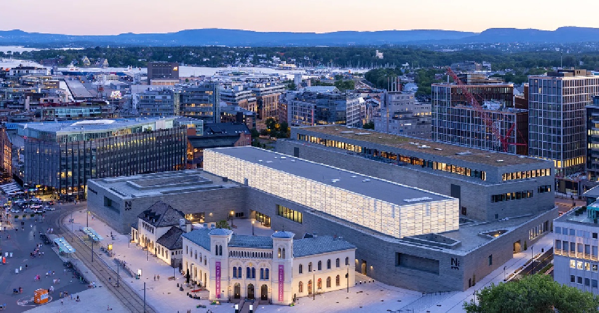 Det største museet i Skandinavia åpner i juni!  Oppdag forhåndsvisningen av interiøret i «Room of Light» og flerbruksrommet!