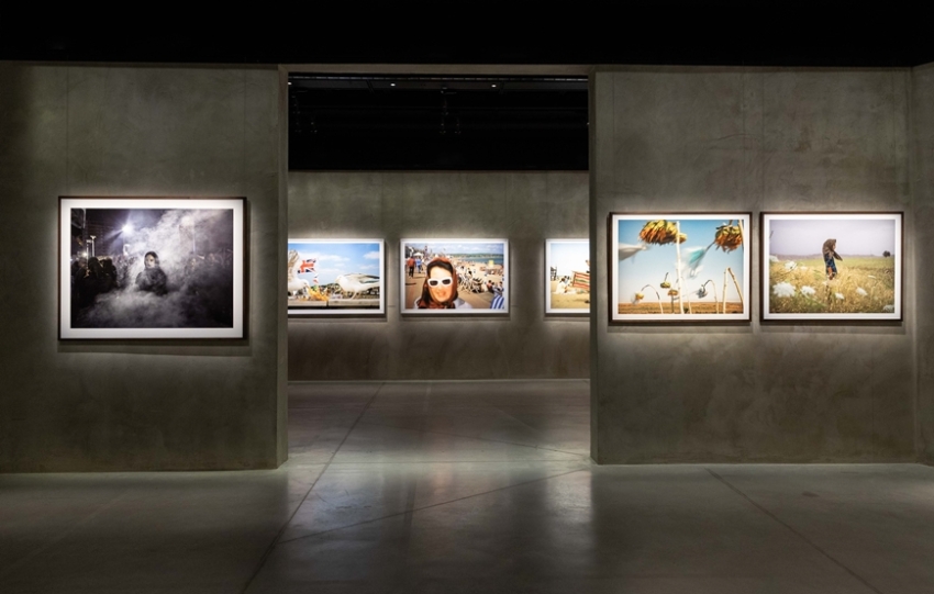 Armani/Silos 展覽館新展覽：匯聚10位國際攝影師，鏡頭下的不一樣視角