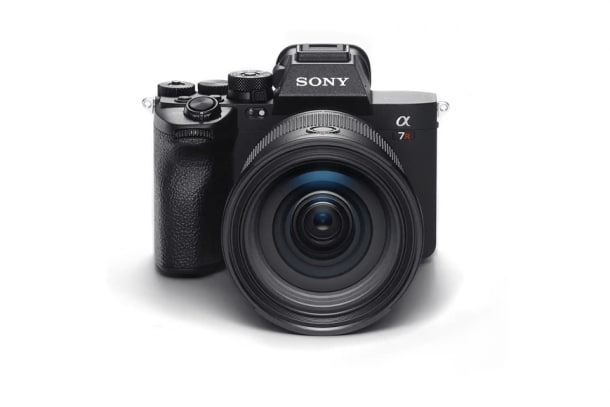 Sony A7R V 數碼相機：提升 AI 追蹤功能，8 級防震配 6000 萬像素