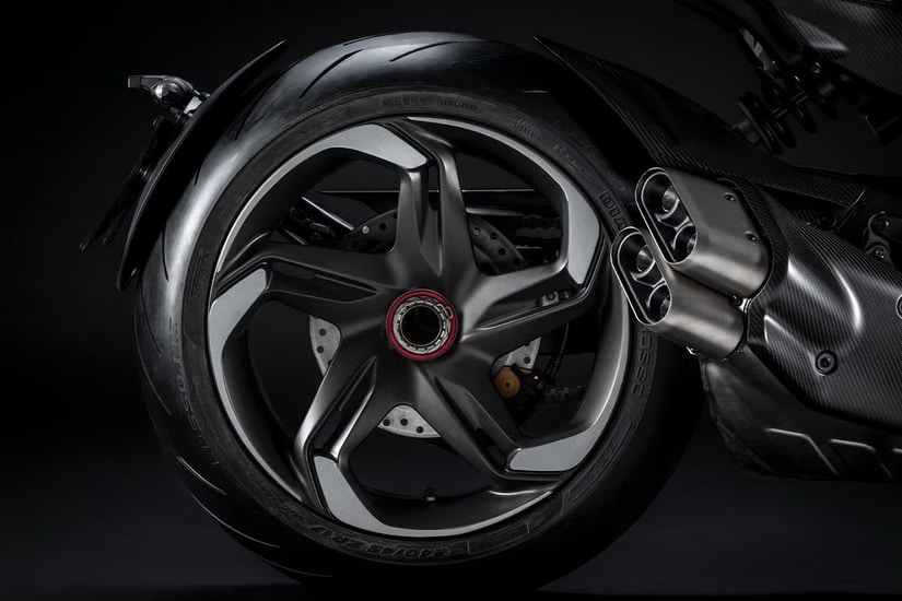Ducati與Bentley聯手打造Diavel限量版