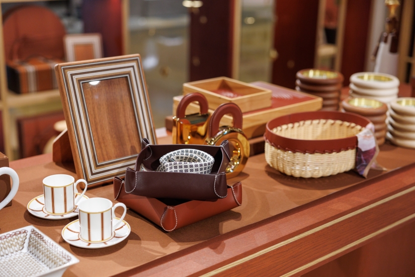 Loro Piana 2025 Holiday Gifting Pop-up store_34